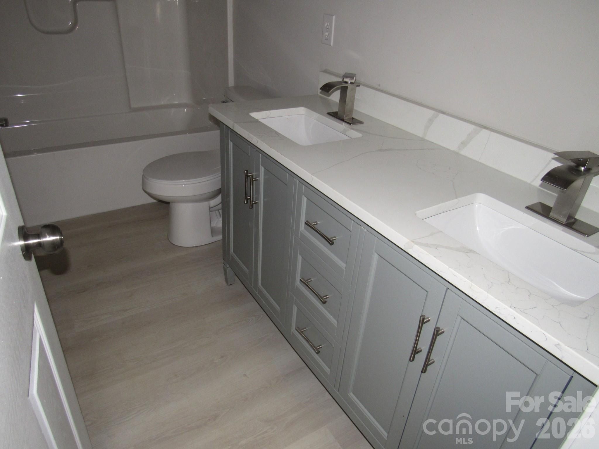 92 Saint Charles Court. Hickory, NC 28601