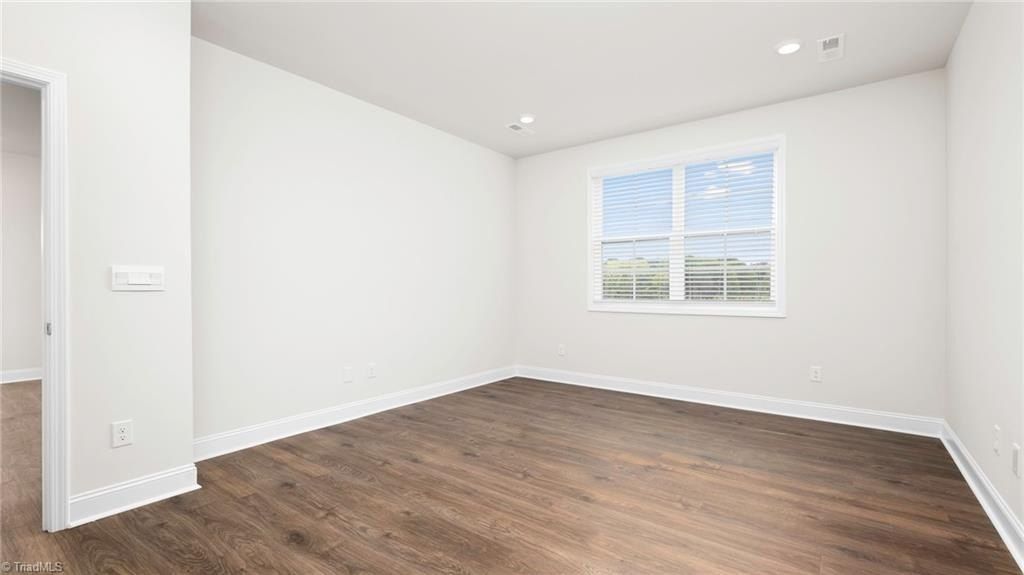 313 Sefton Drive. Jamestown, NC 27282