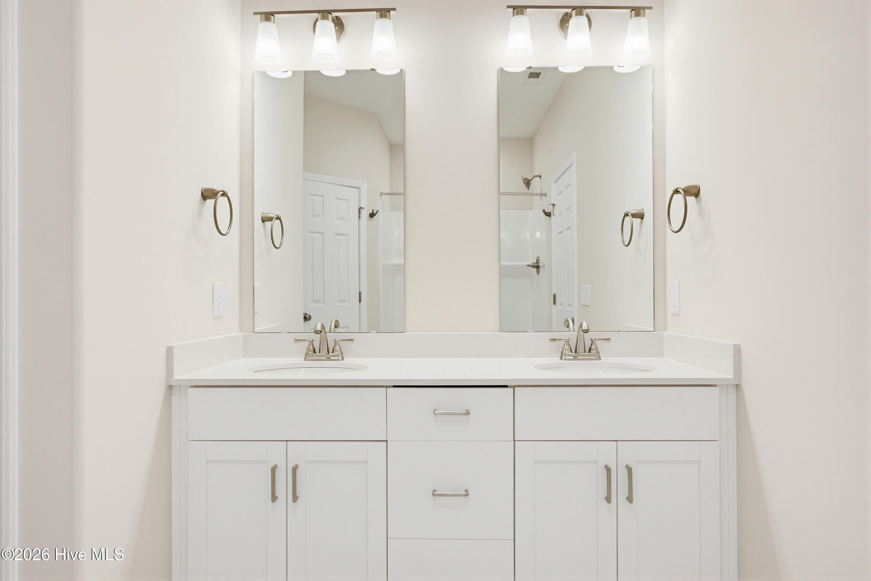 210 Sandpiper Place. Holly Ridge, NC 28445
