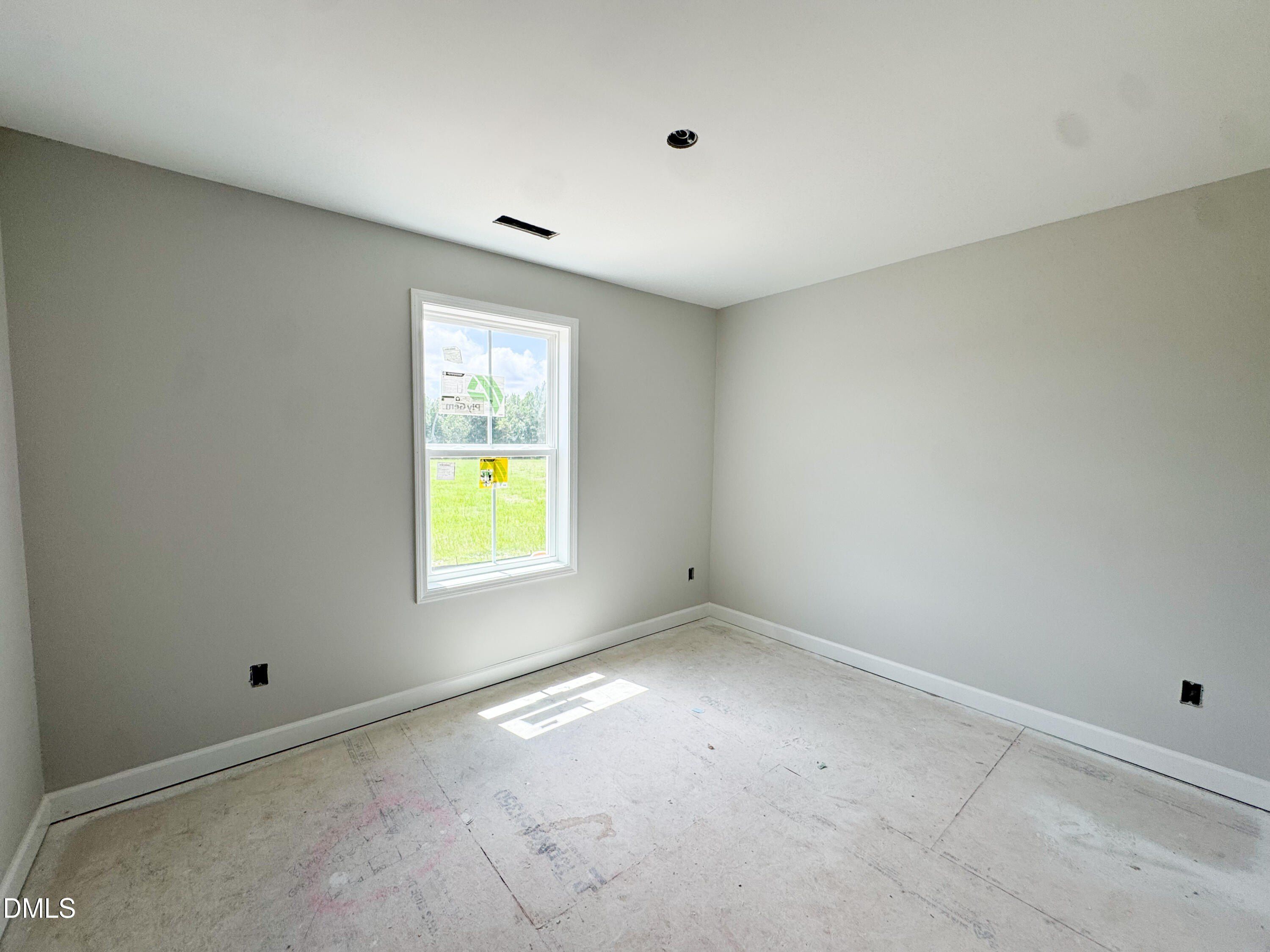 35 Torrent Lane. Zebulon, NC 27597