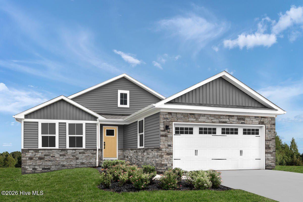 3335 Primrose Drive. Navassa, NC 28451
