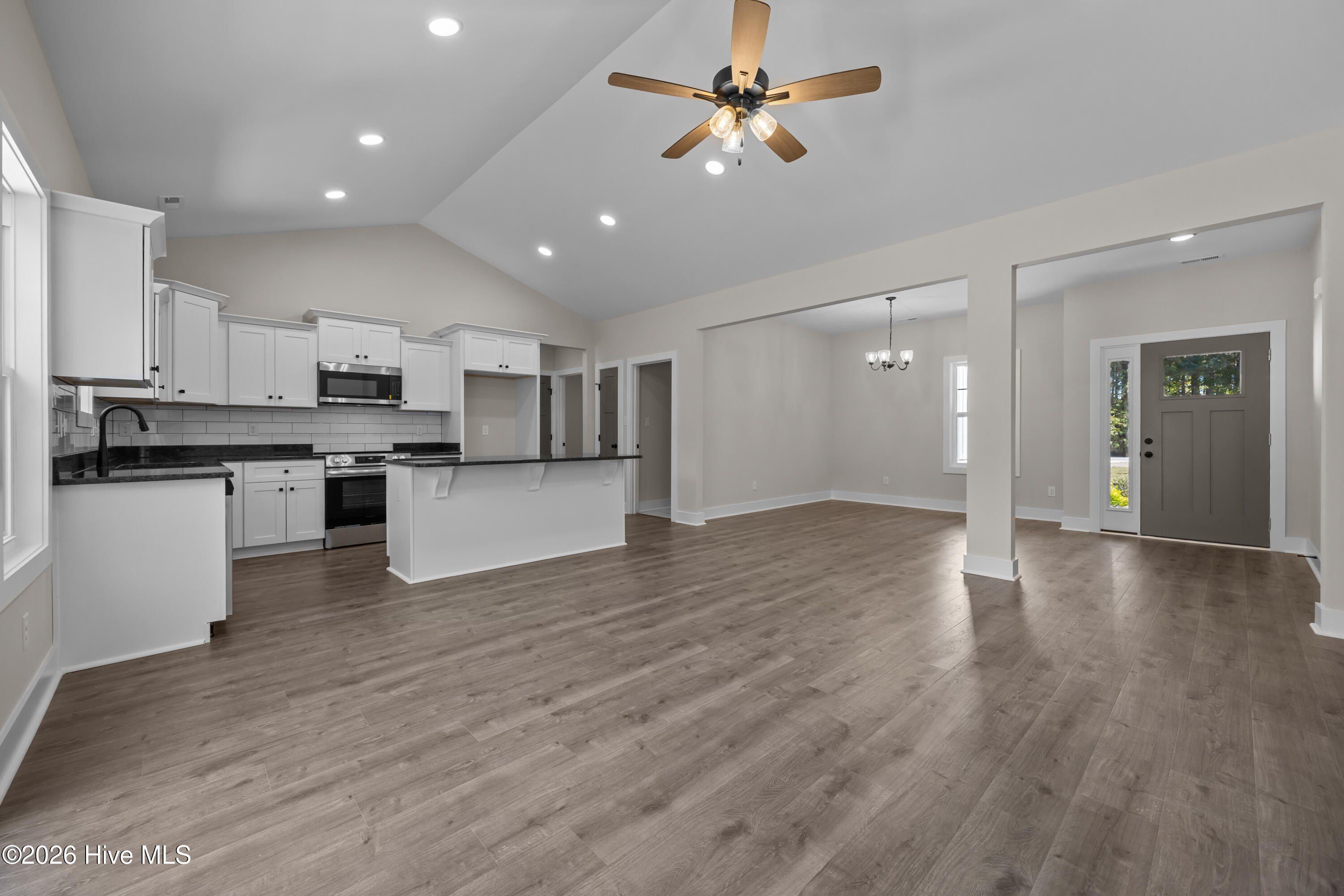 5715 Edith Road. Ayden, NC 28513