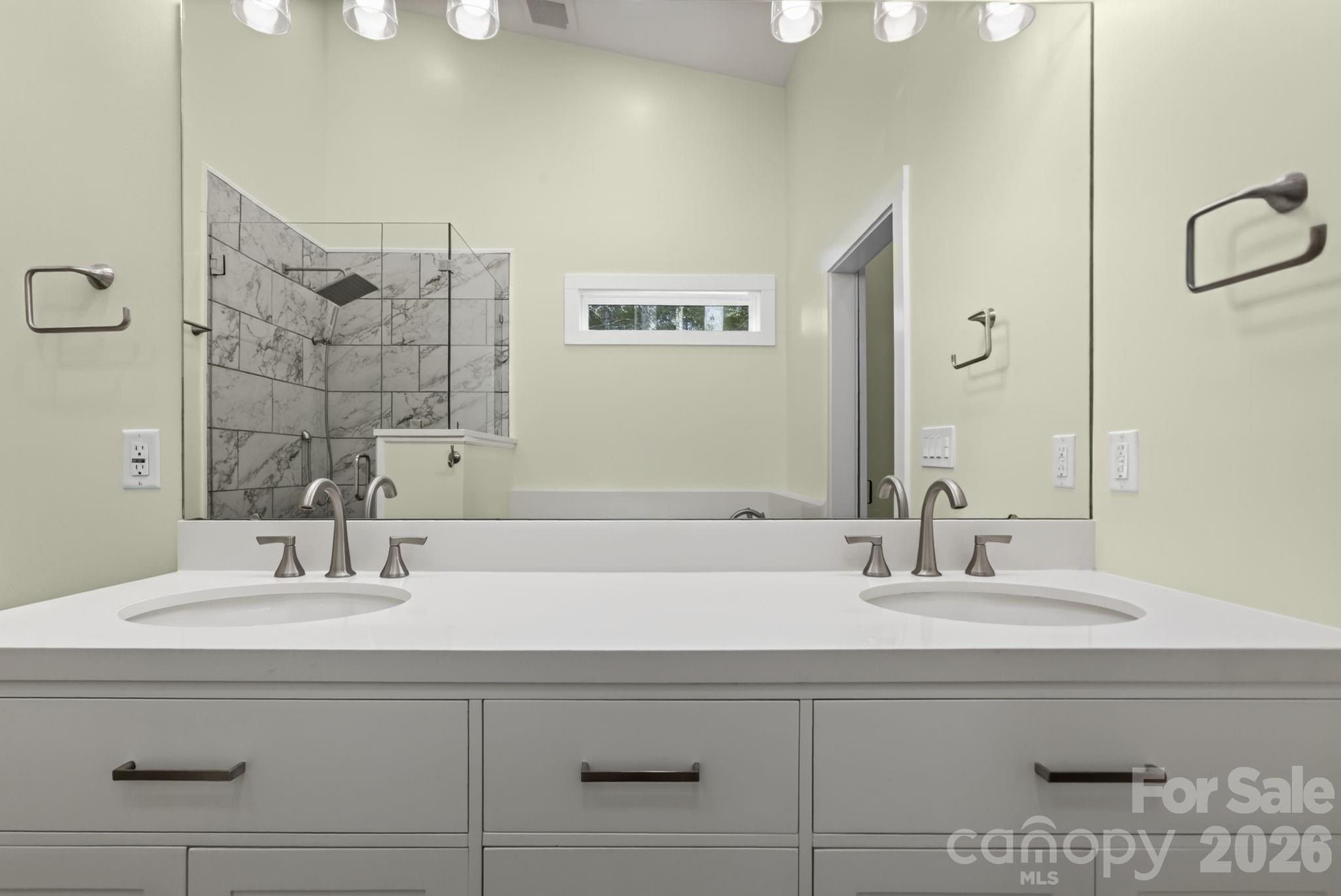 1008 Bell Mountain Road. Zirconia, NC 28790