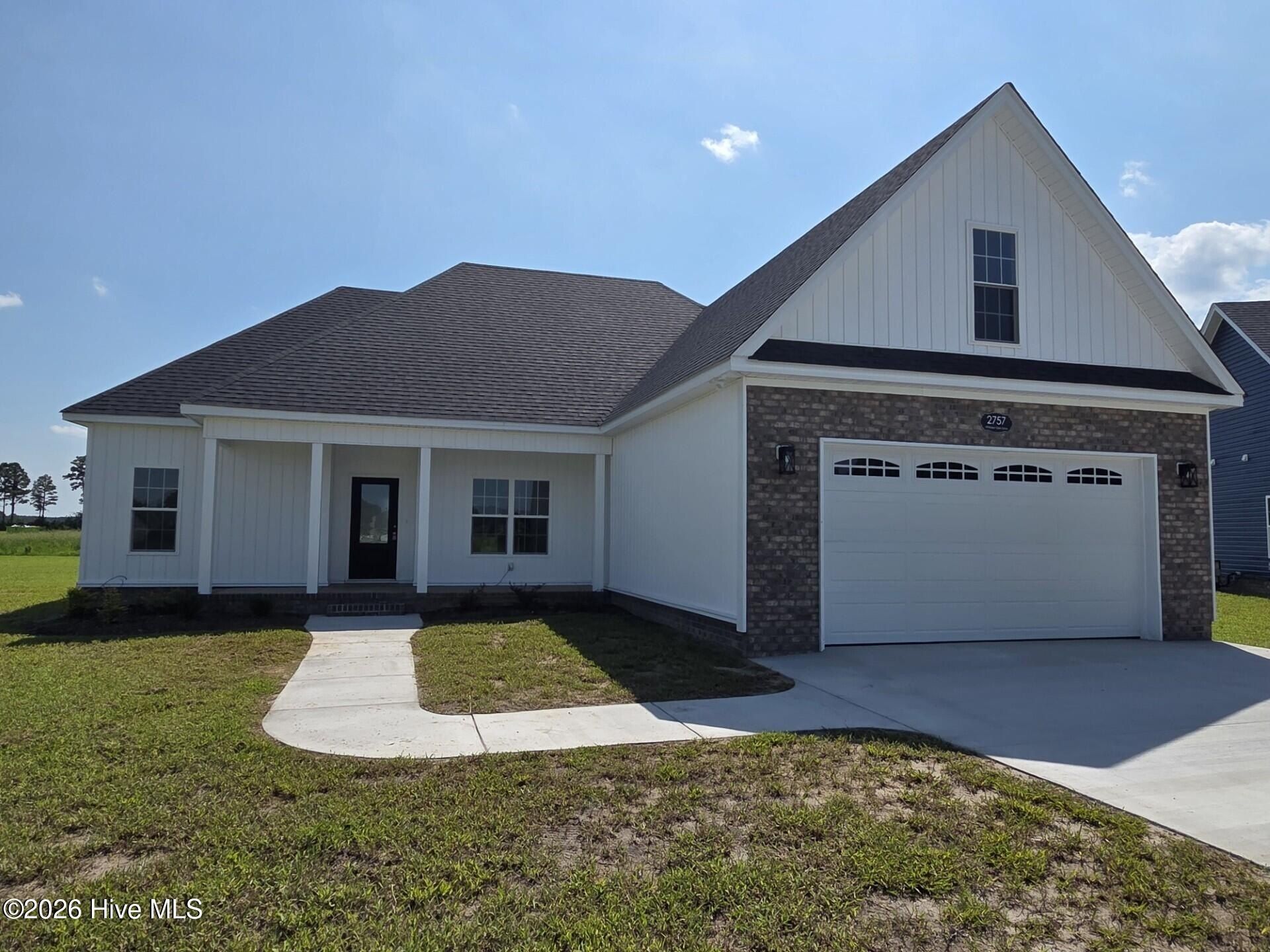 2757 Whitaker Glen Drive. Farmville, NC 27828