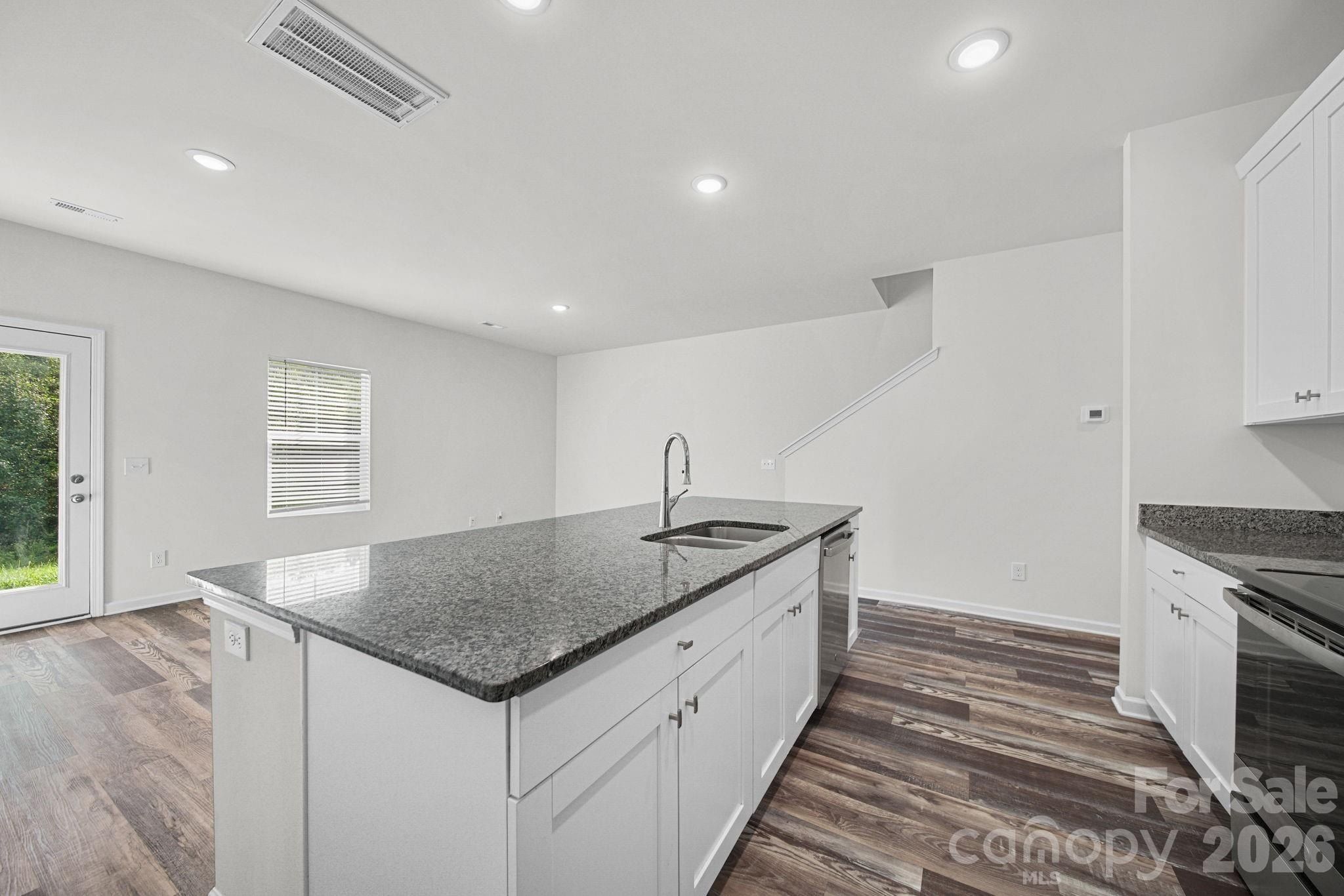 33053307 15Th Avenue Ne. Conover, NC 28613