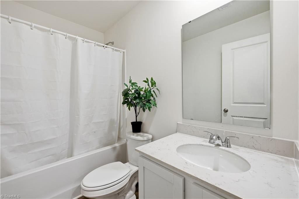 287 Loblolly Pine Lane. Lexington, NC 27292