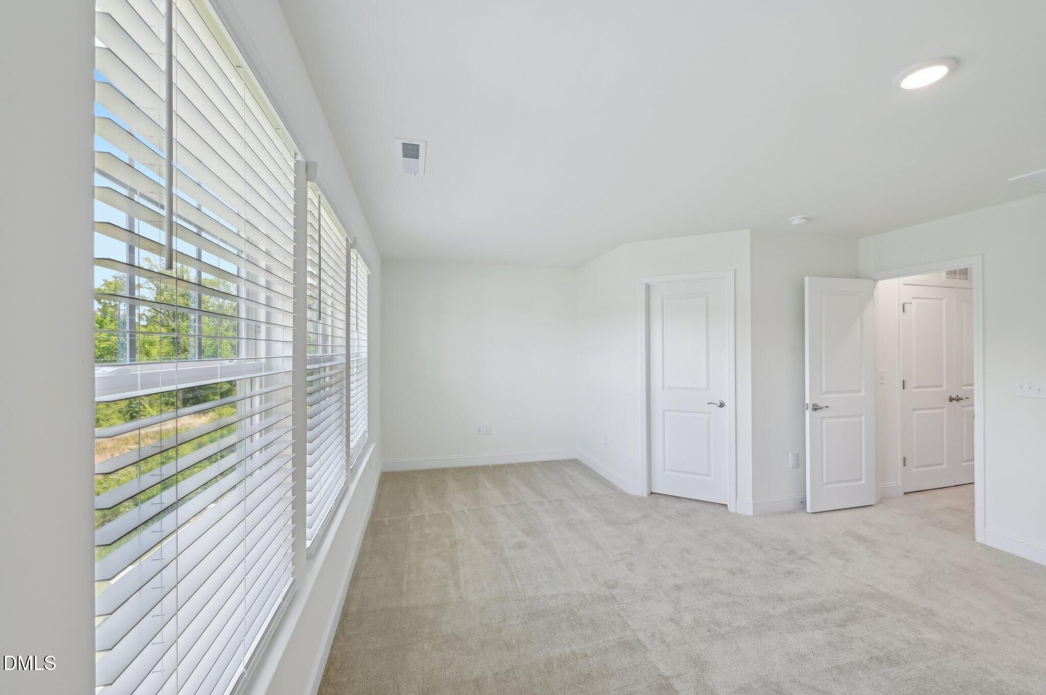 654 Sefton Park Drive. Zebulon, NC 27597