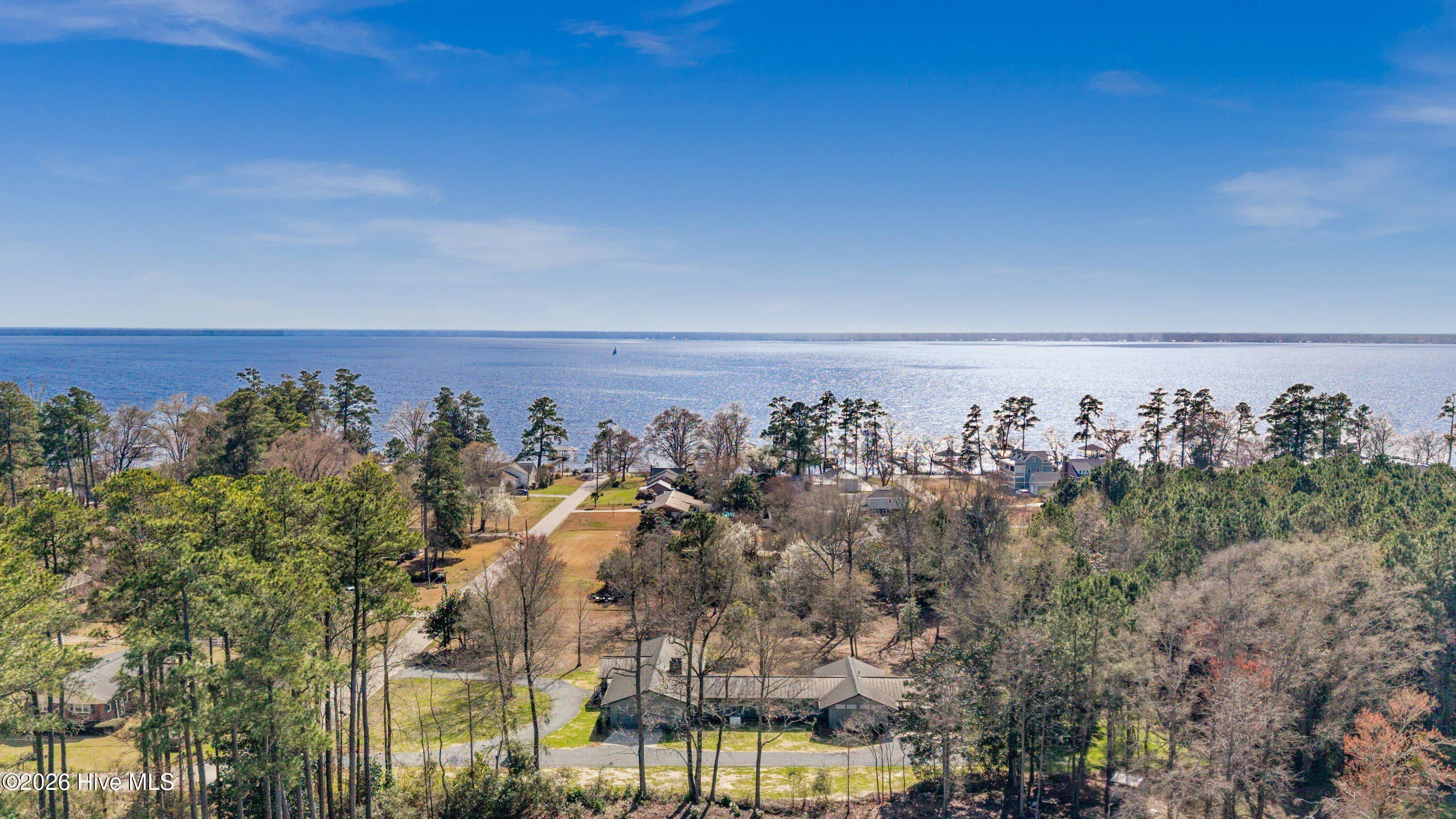 Pine Street. Lake Waccamaw, NC 28450