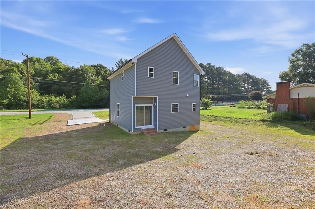 2808 Reynolds Park Road. Winston-Salem, NC 27107