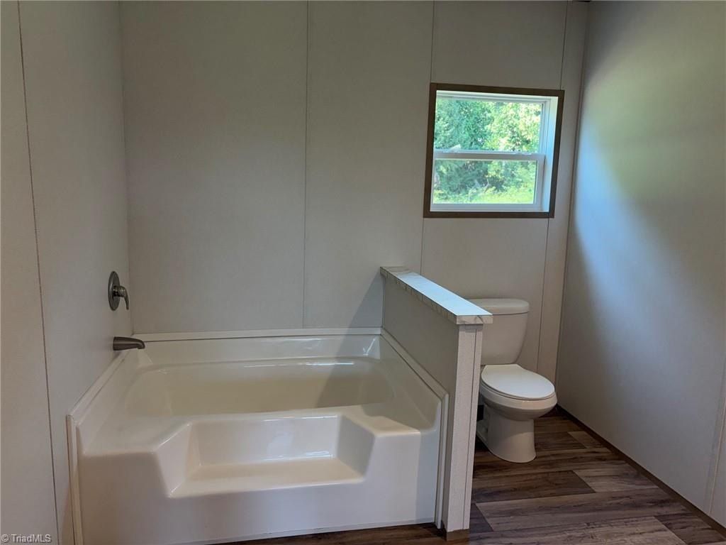 125 Luffman Road. Ronda, NC 28670