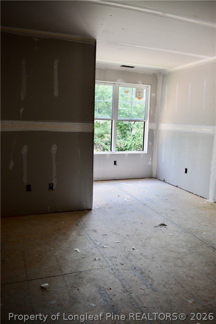 16041 Cardinal Court. Wagram, NC 28396