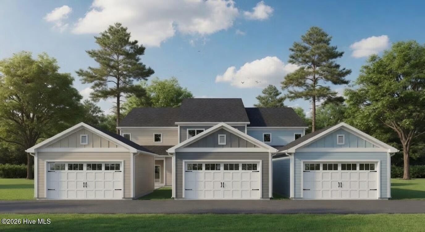 213 Chatuge Lake Lane. Aberdeen, NC 28315