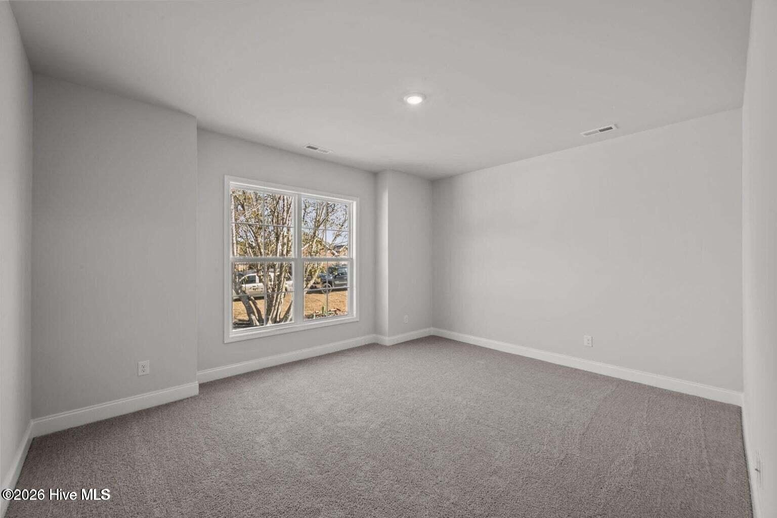 811 Pelican Drive. New Bern, NC 28560