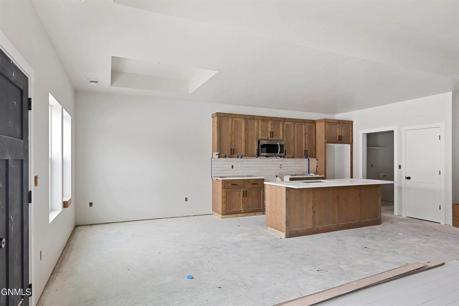 3418 34Th Street West. Williston, ND 58801