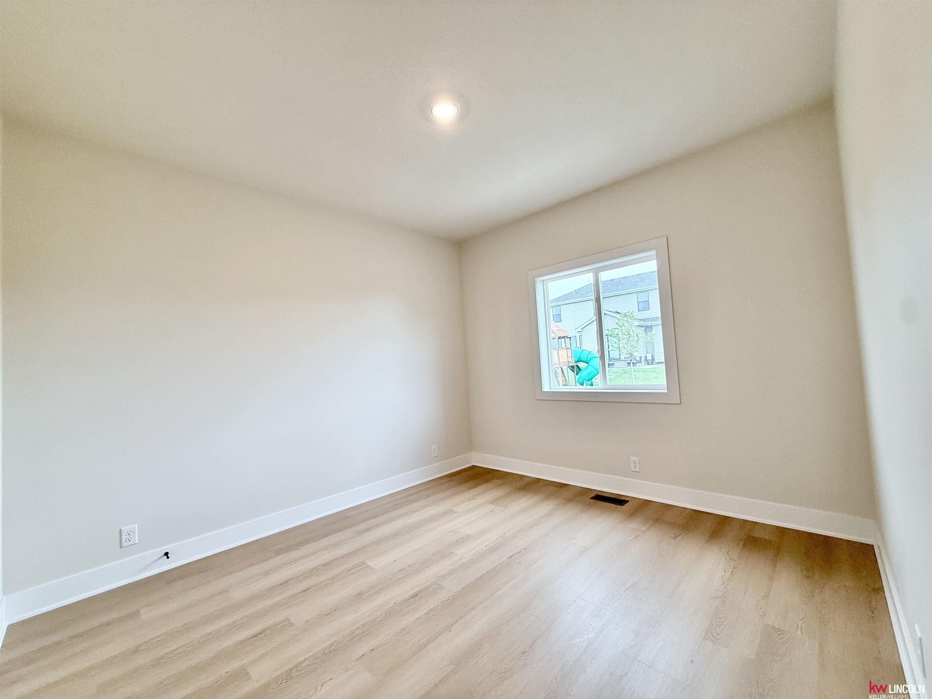 11759 S 125 Street. Papillion, NE 68046