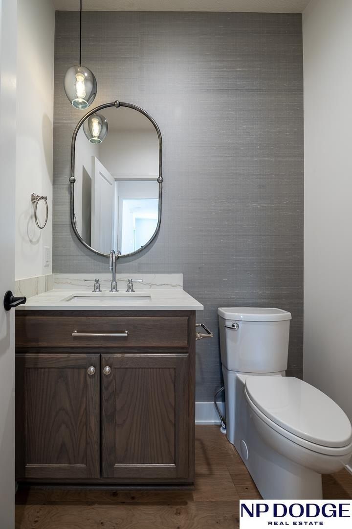 Appaloosa Lane. Lincoln, NE 68520