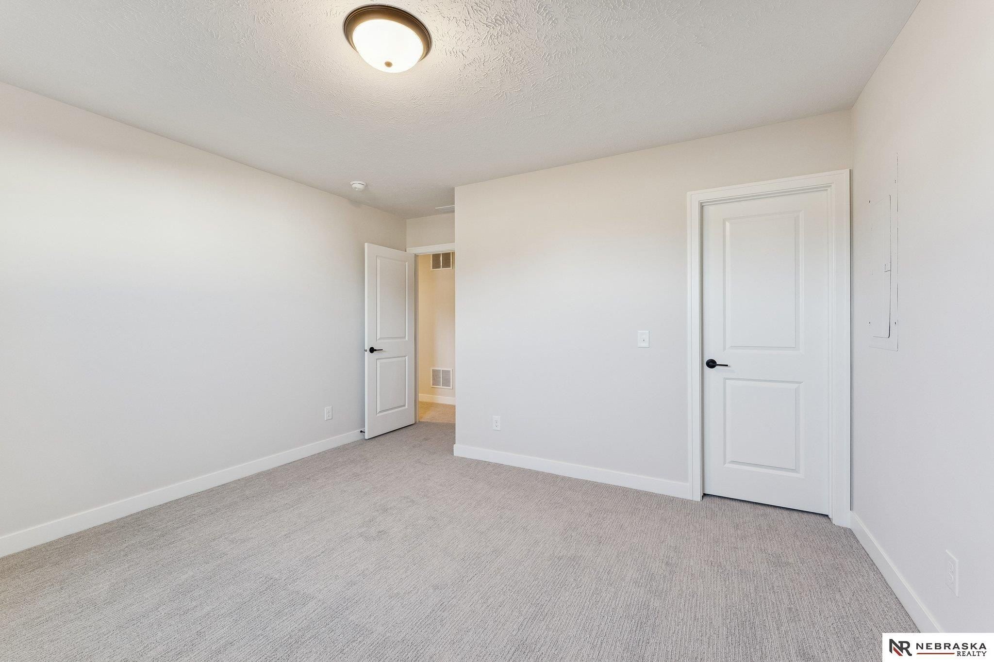 11204 Portage Drive. Papillion, NE 68046