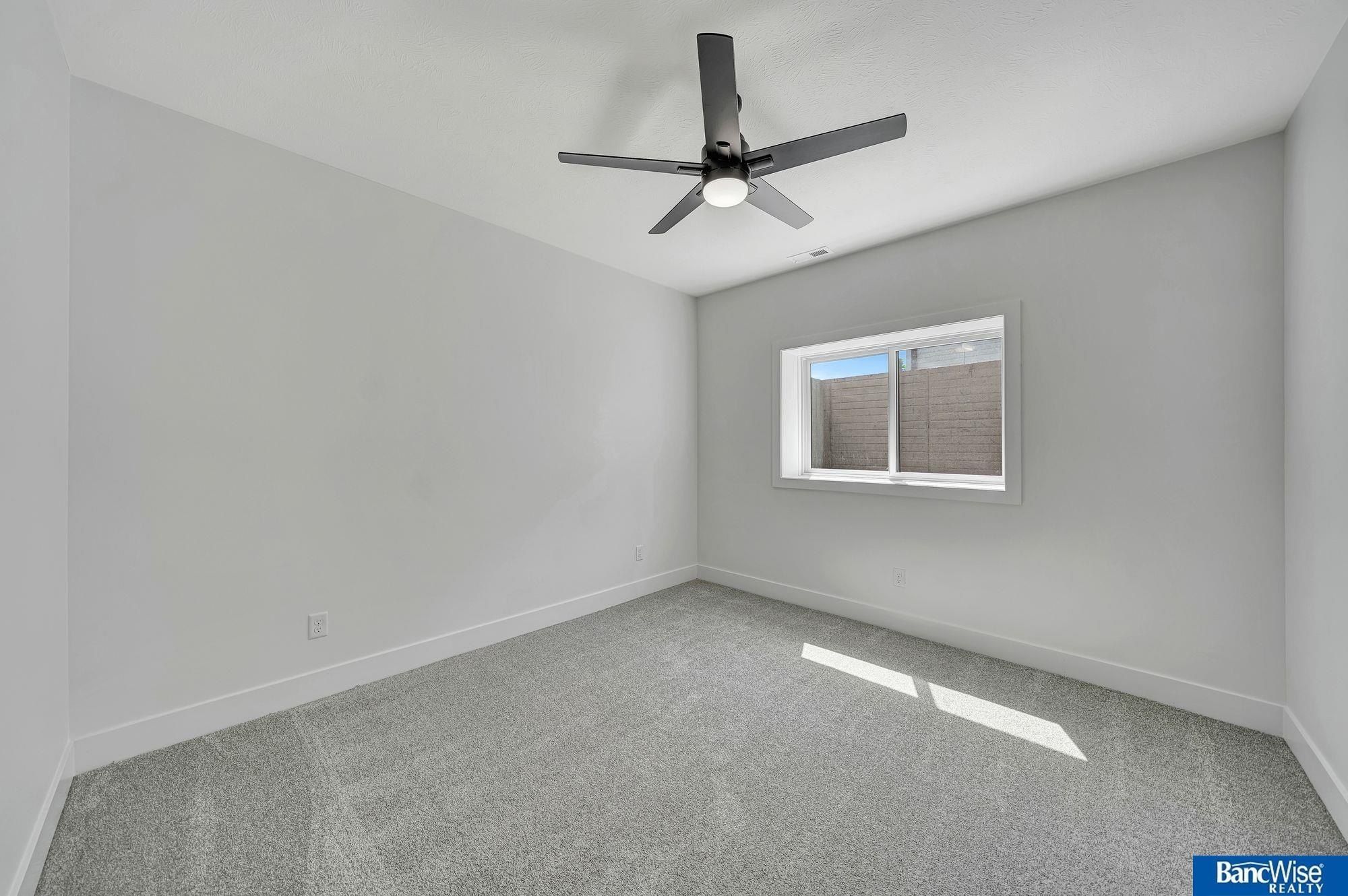 Kallum Drive. Lincoln, NE 68516