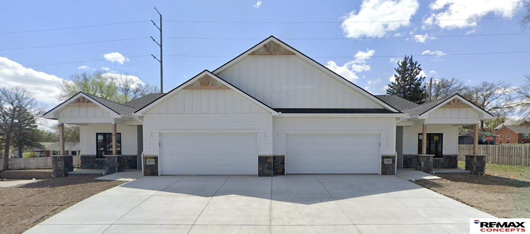 Anaheim Court. Lincoln, NE 68506