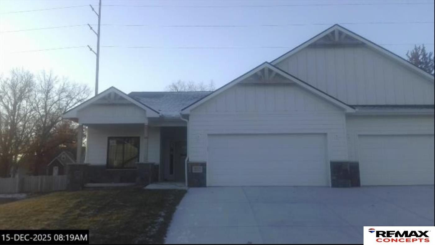 Anaheim Court. Lincoln, NE 68506