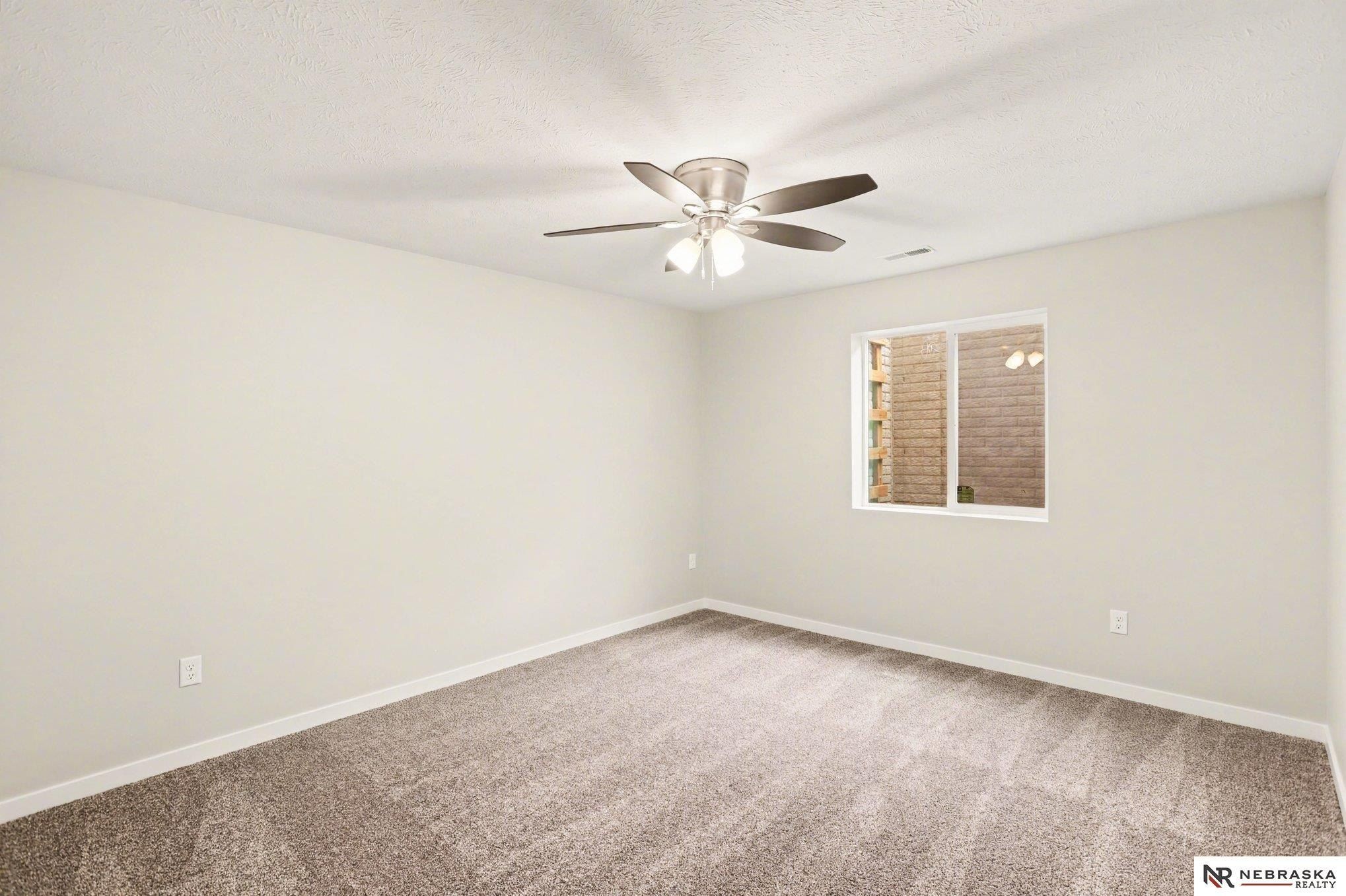 Far Niente Lane. Lincoln, NE 68526