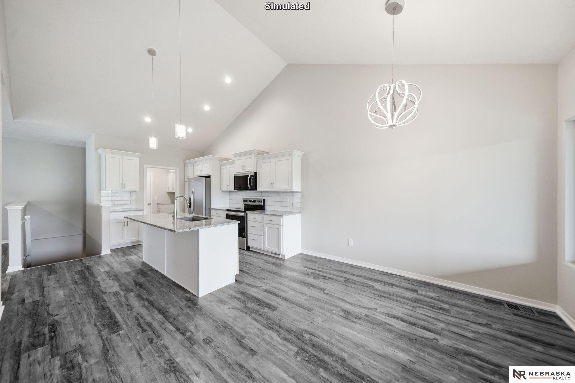 Daywood Lane. Lincoln, NE 68526