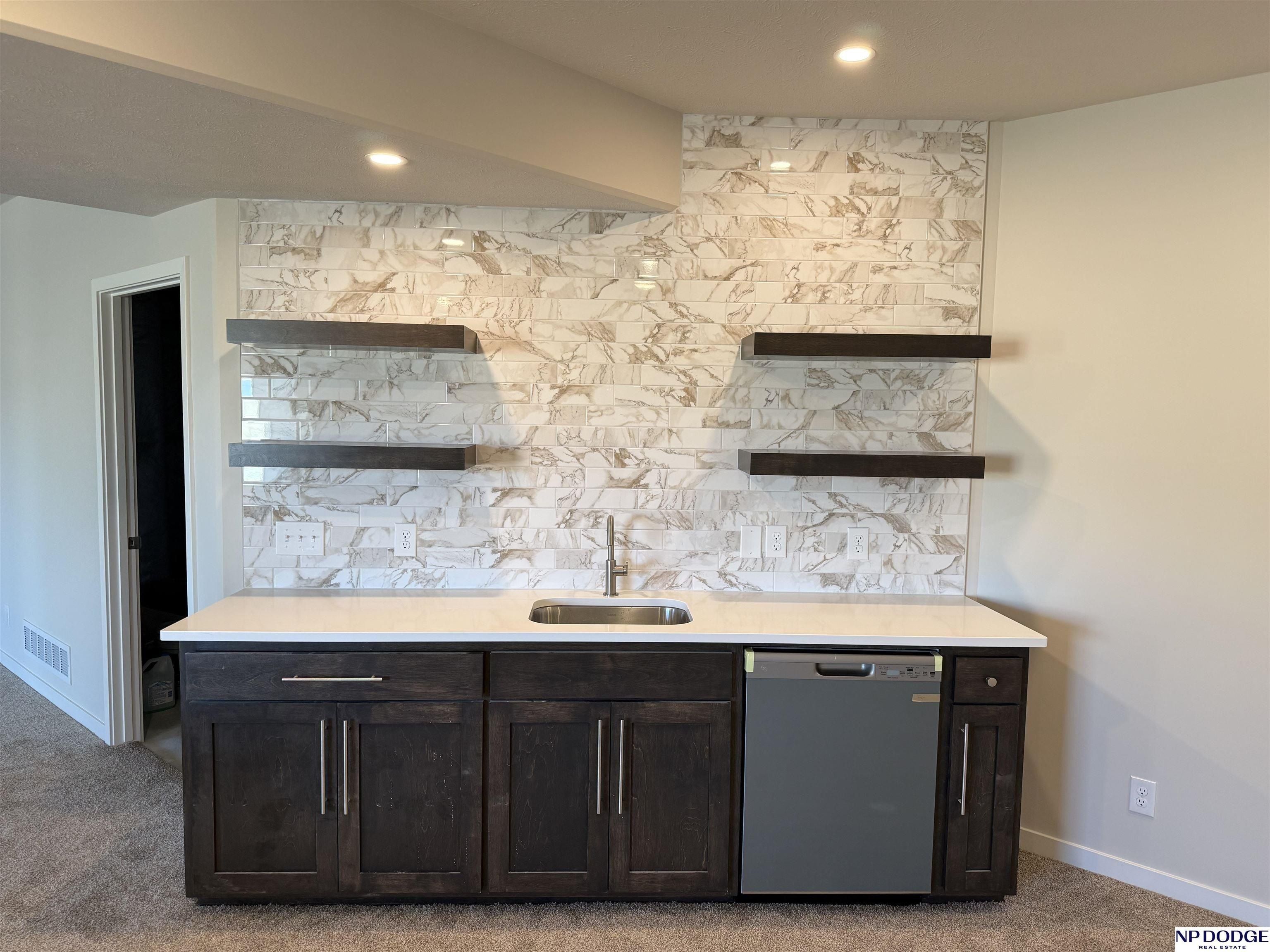 11116 S 220 Street. Gretna, NE 68028