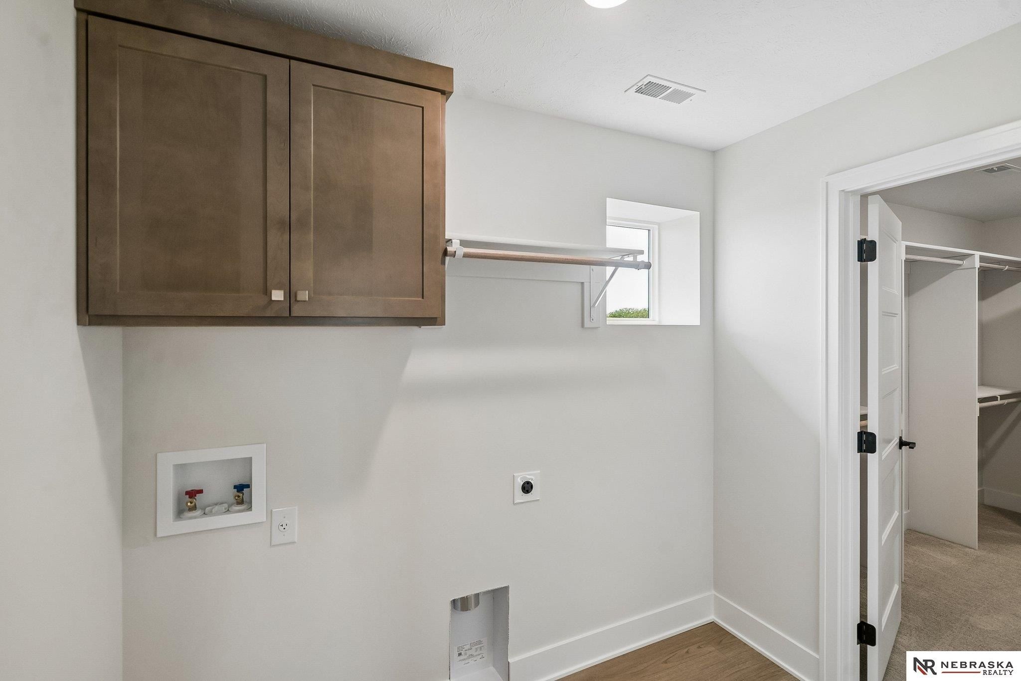 Prairie Breeze Road. Lincoln, NE 68516
