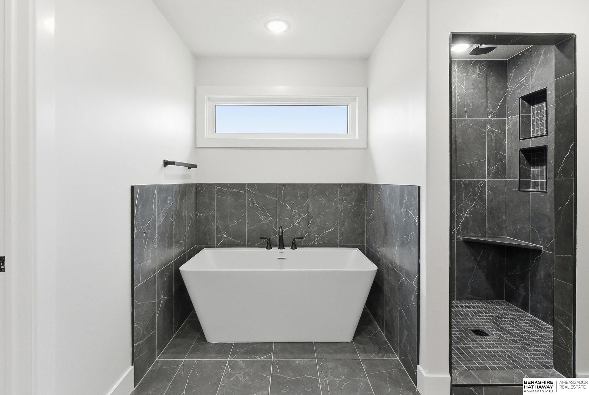 2432 S 182Nd Circle. Omaha, NE 68130