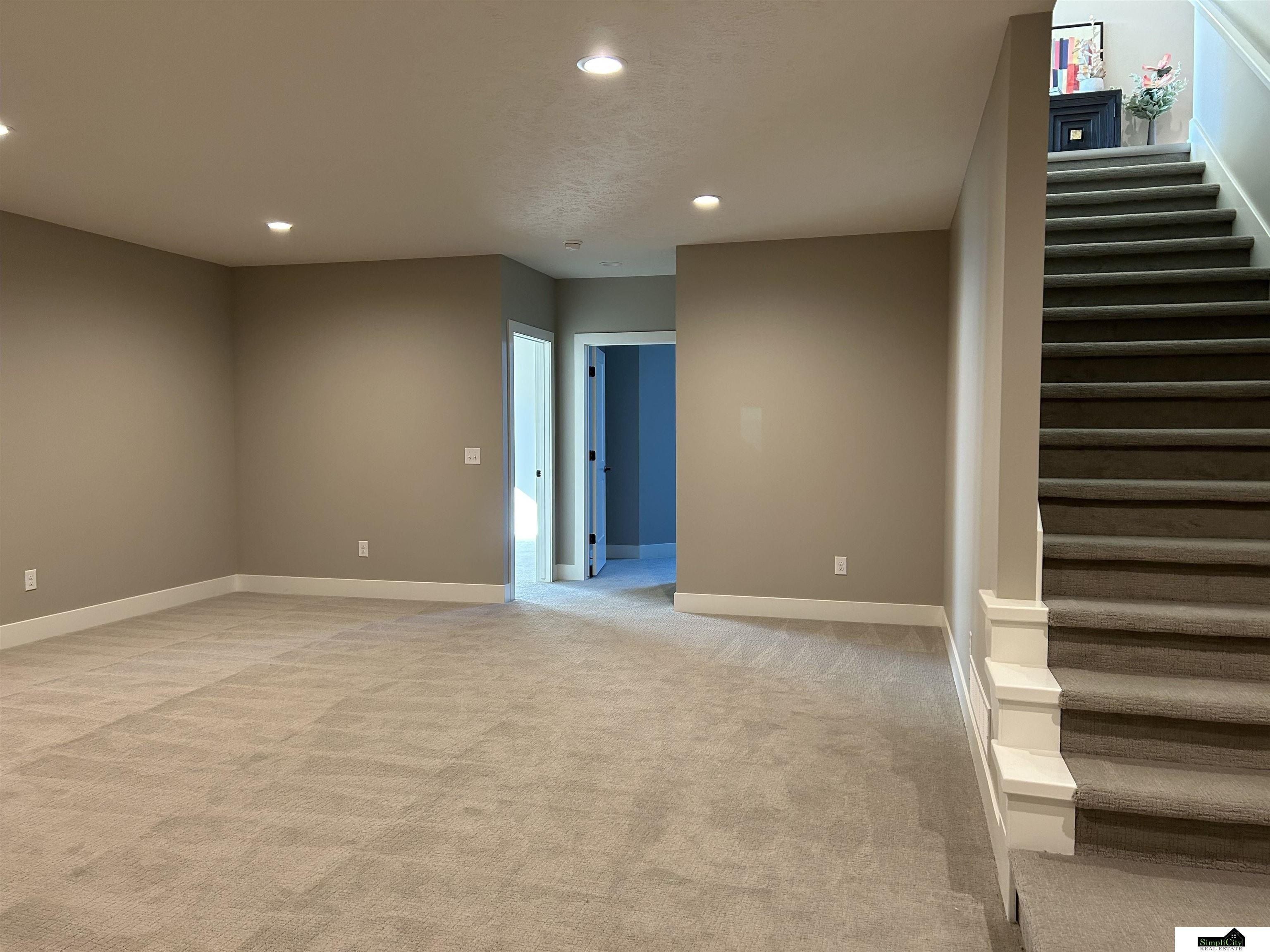 9100 Whitmer Drive. Lincoln, NE 68520