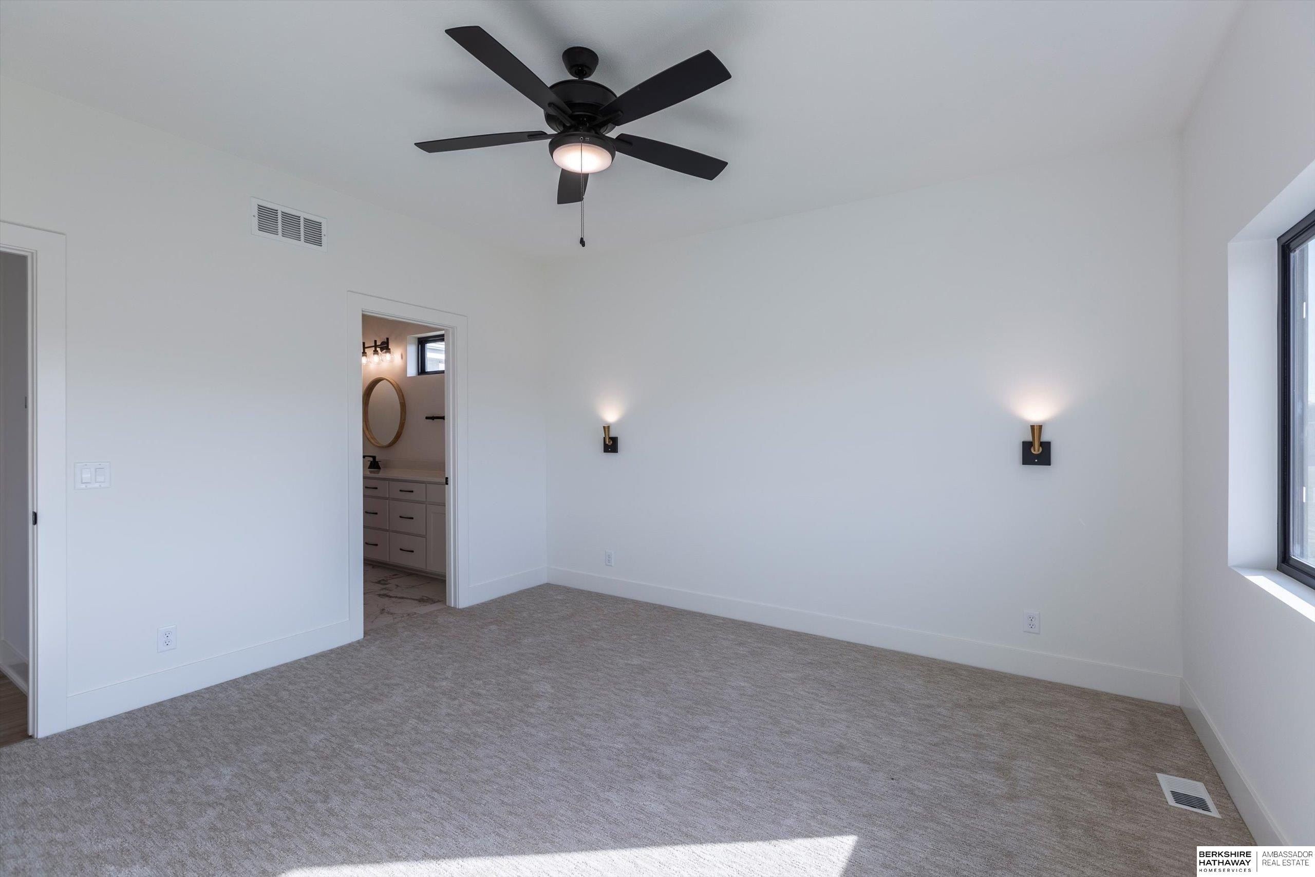 18058 Sycamore Drive. Gretna, NE 68028