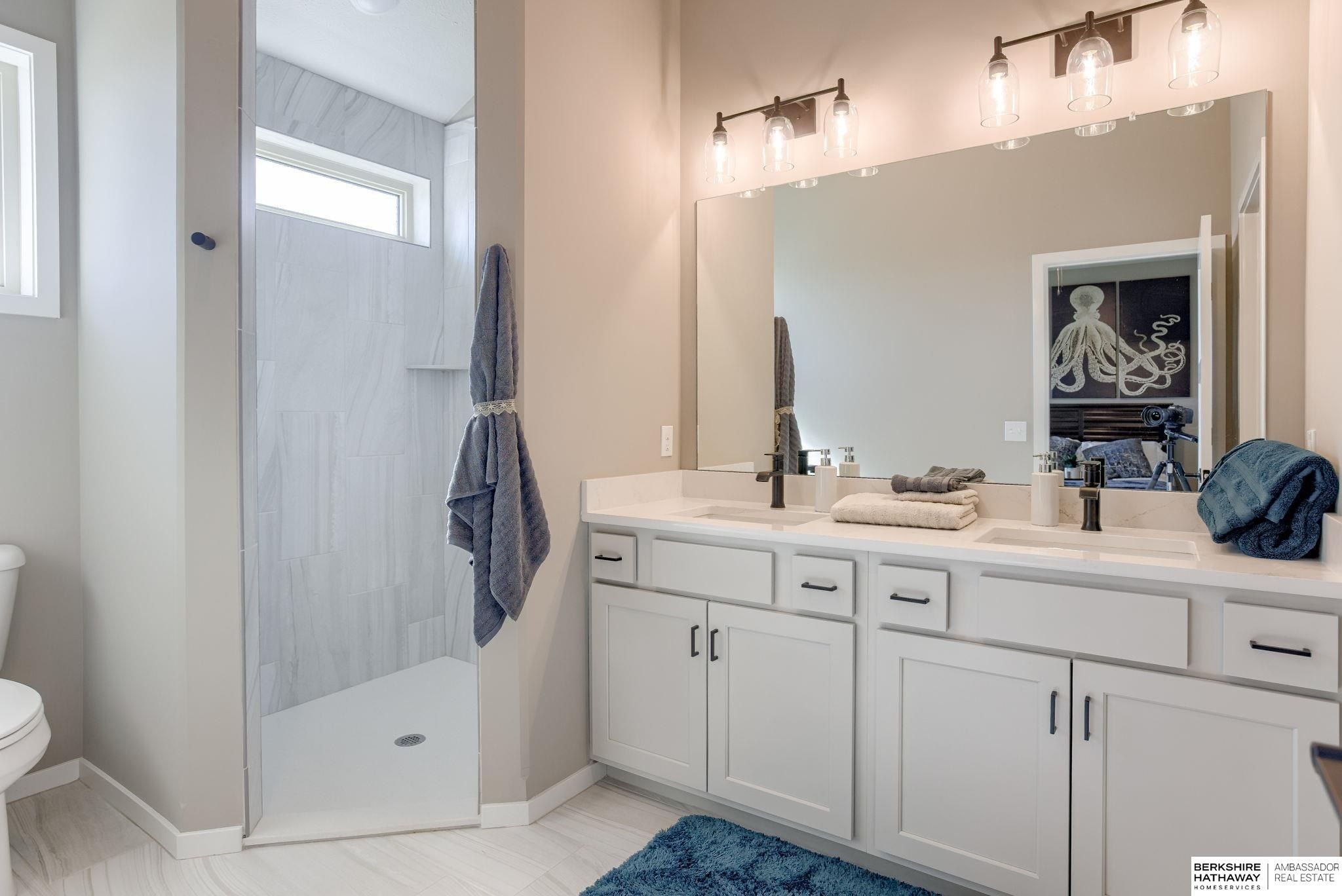 6021 N 168Th Avenue. Omaha, NE 68116