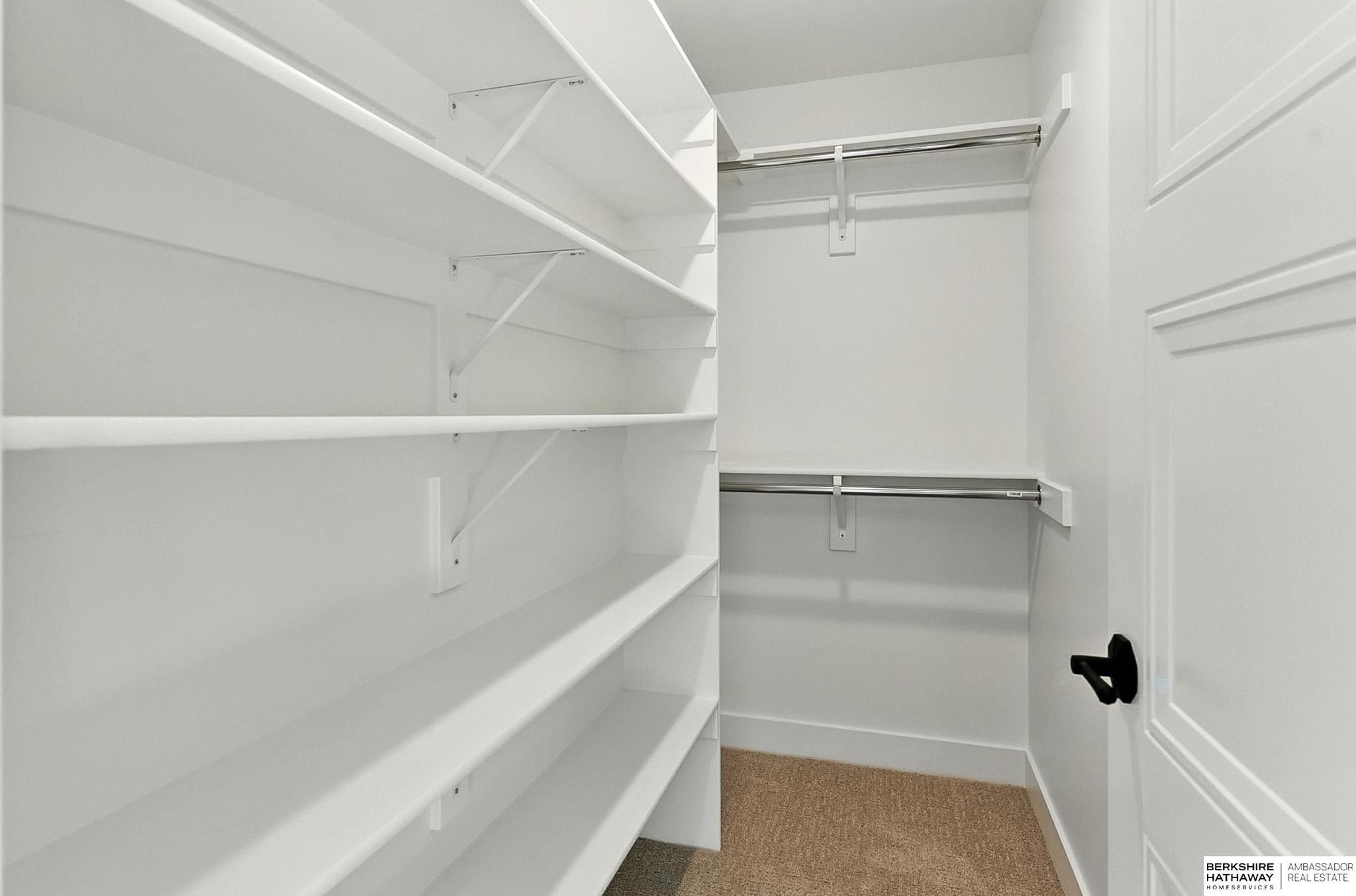 17502 Dupont Plaza Circle. Omaha, NE 68130