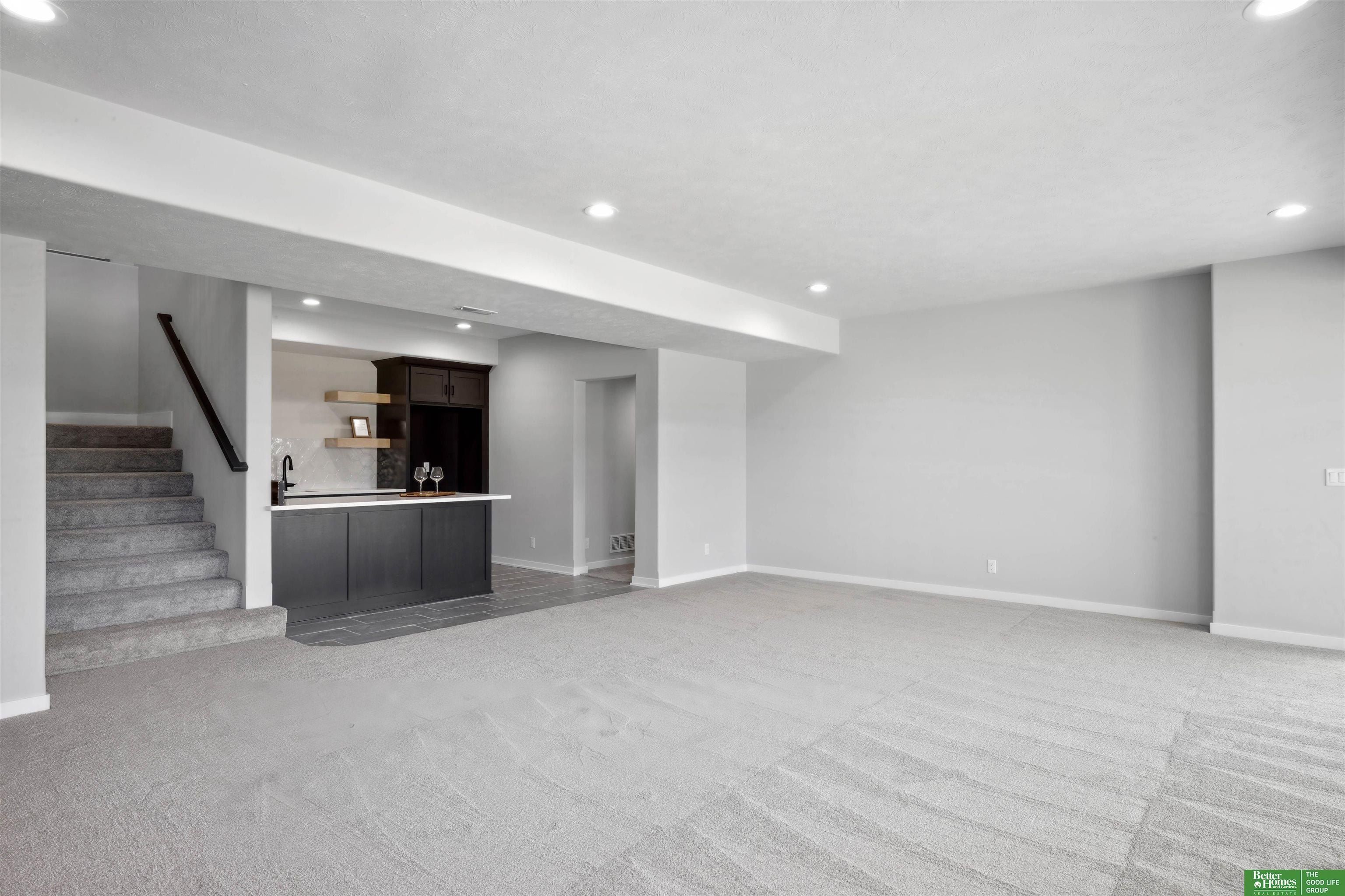 5514 N 213Th Street. Elkhorn, NE 68022