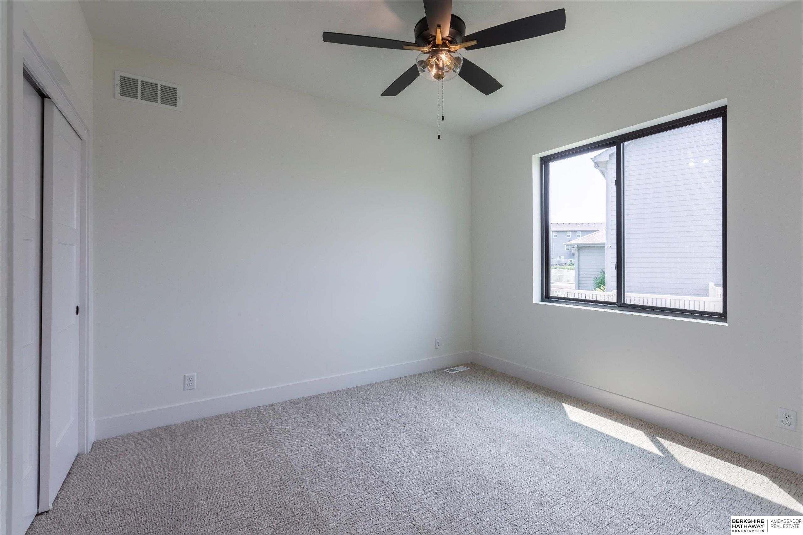 11709 S 119Th Avenue. Papillion, NE 68046