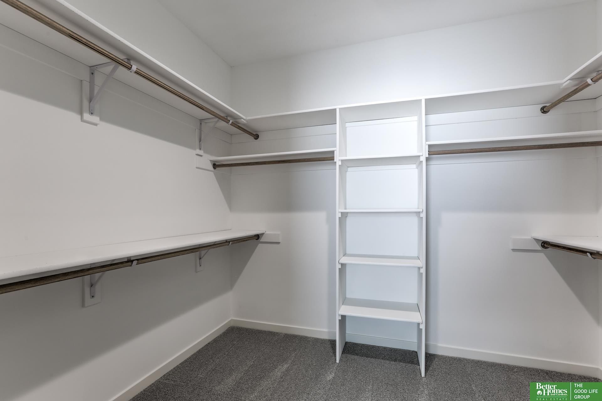 5610 N 198Th Street. Elkhorn, NE 68022