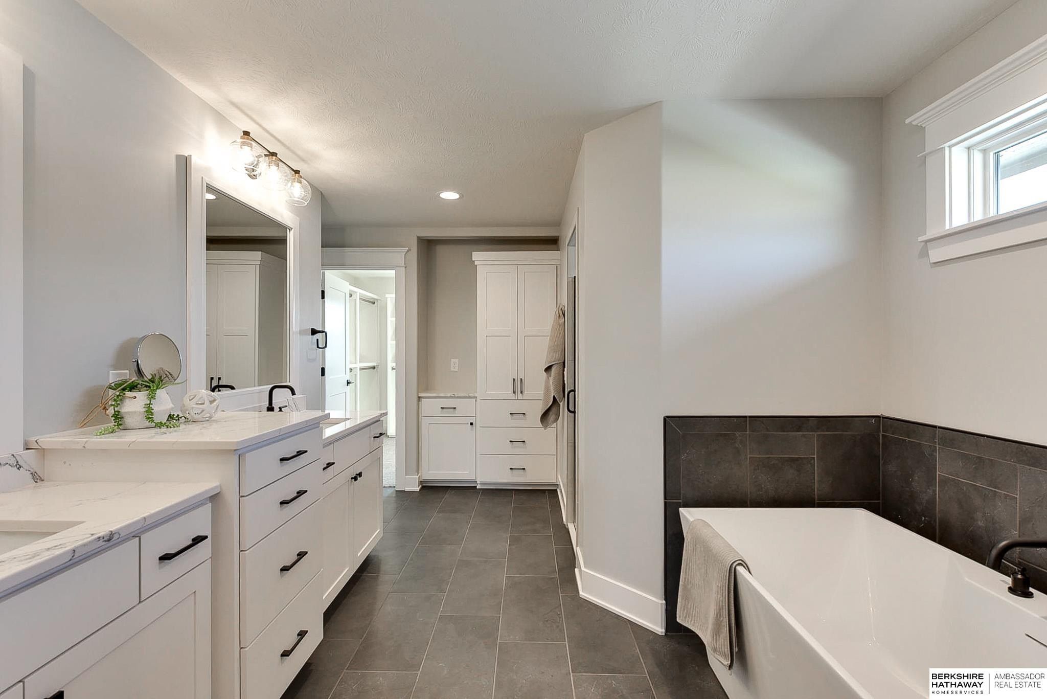 10419 S 191St Avenue. Omaha, NE 68136