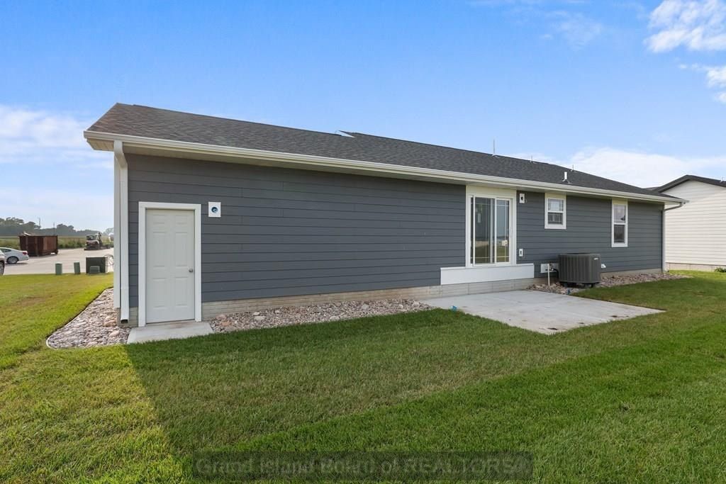 713 Kenneth Drive. Grand Island, NE 68803