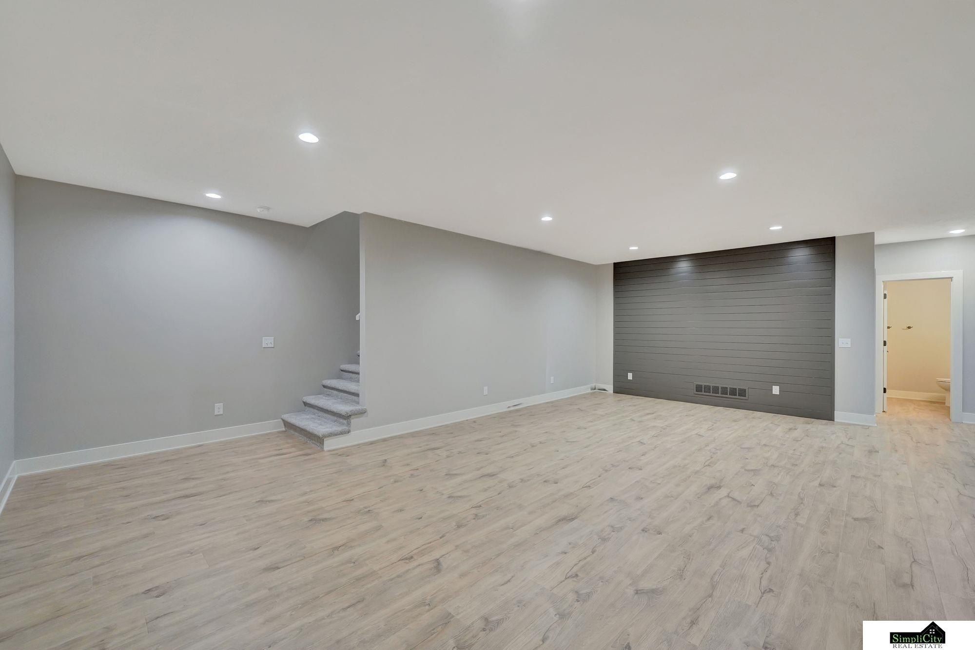 4901 Spire Street. Lincoln, NE 68516