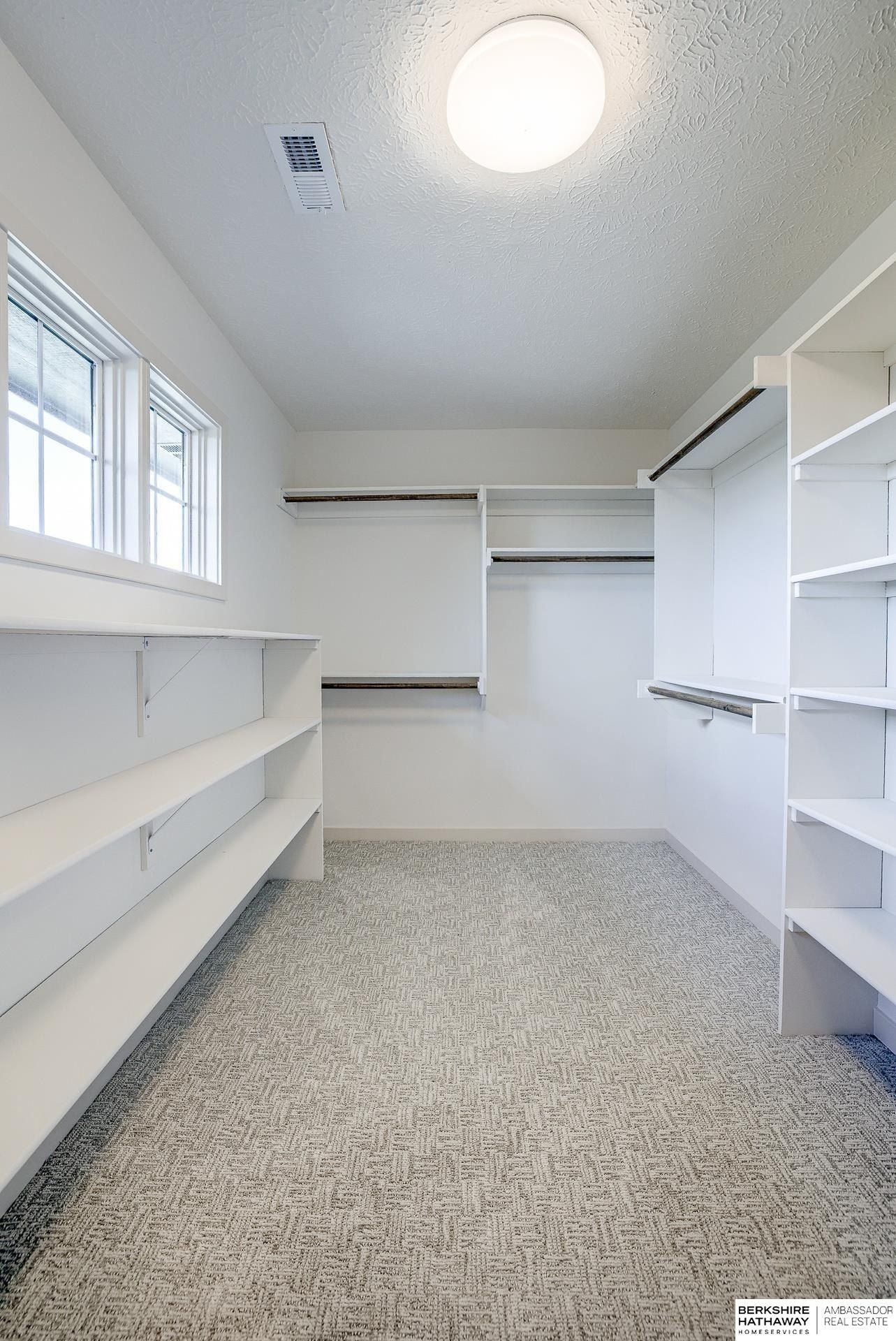 5714 N 196Th Street. Elkhorn, NE 68022