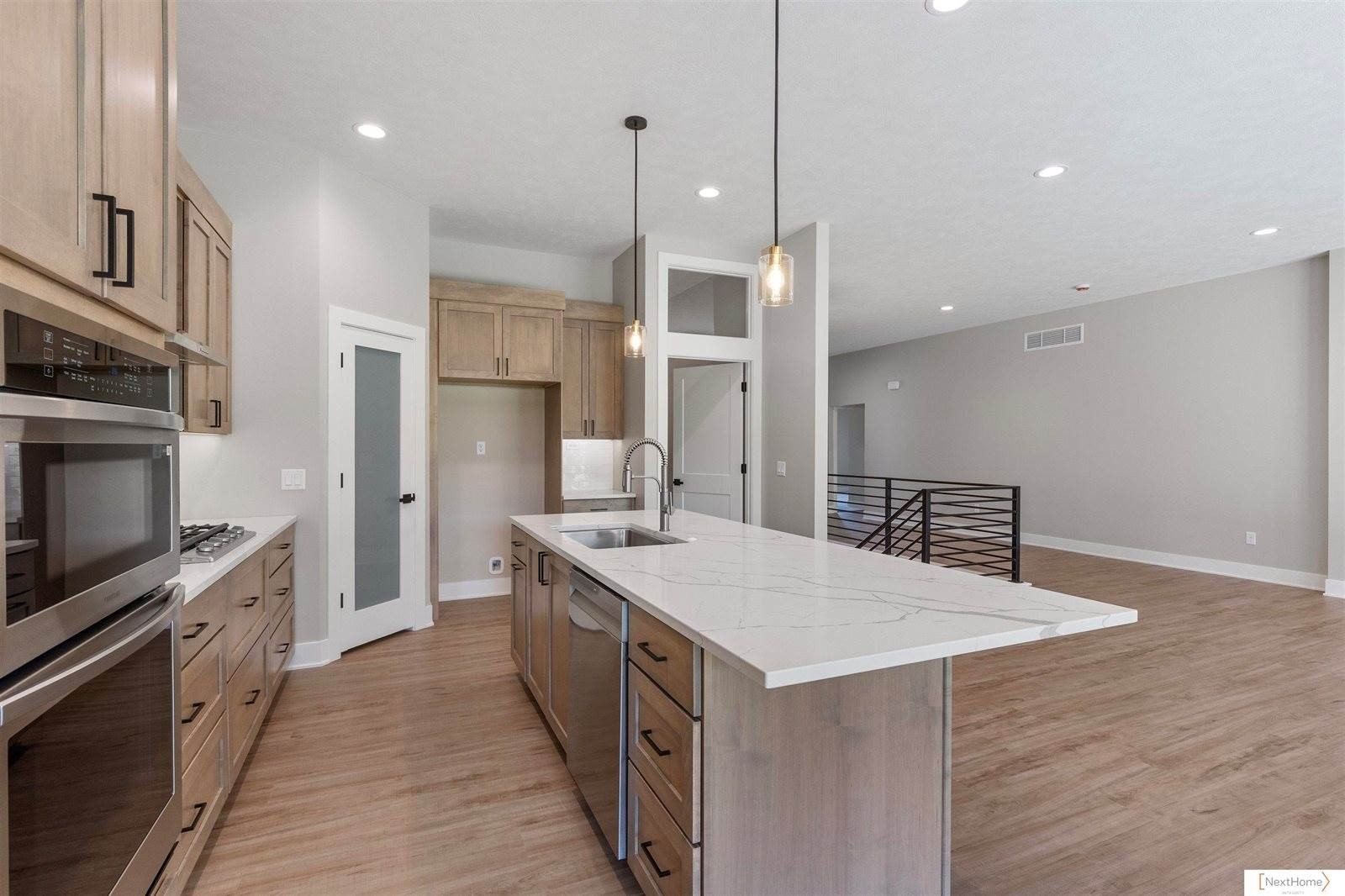 1325 Fairway Circle. Ashland, NE 68003