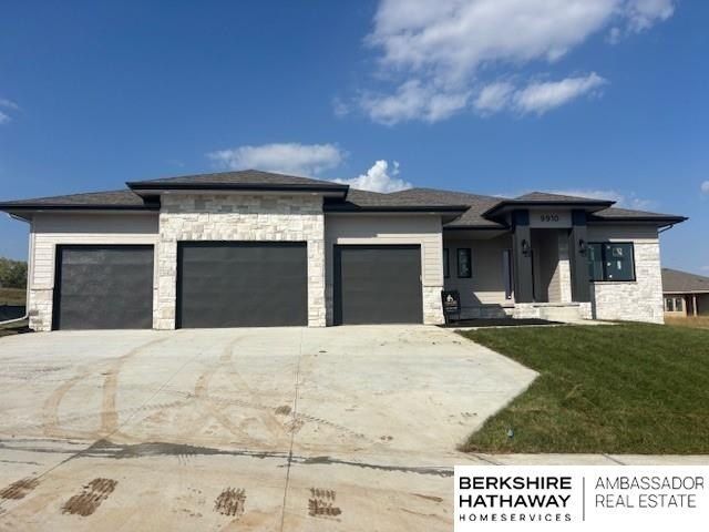 9910 Cimarron Street. Papillion, NE 68046