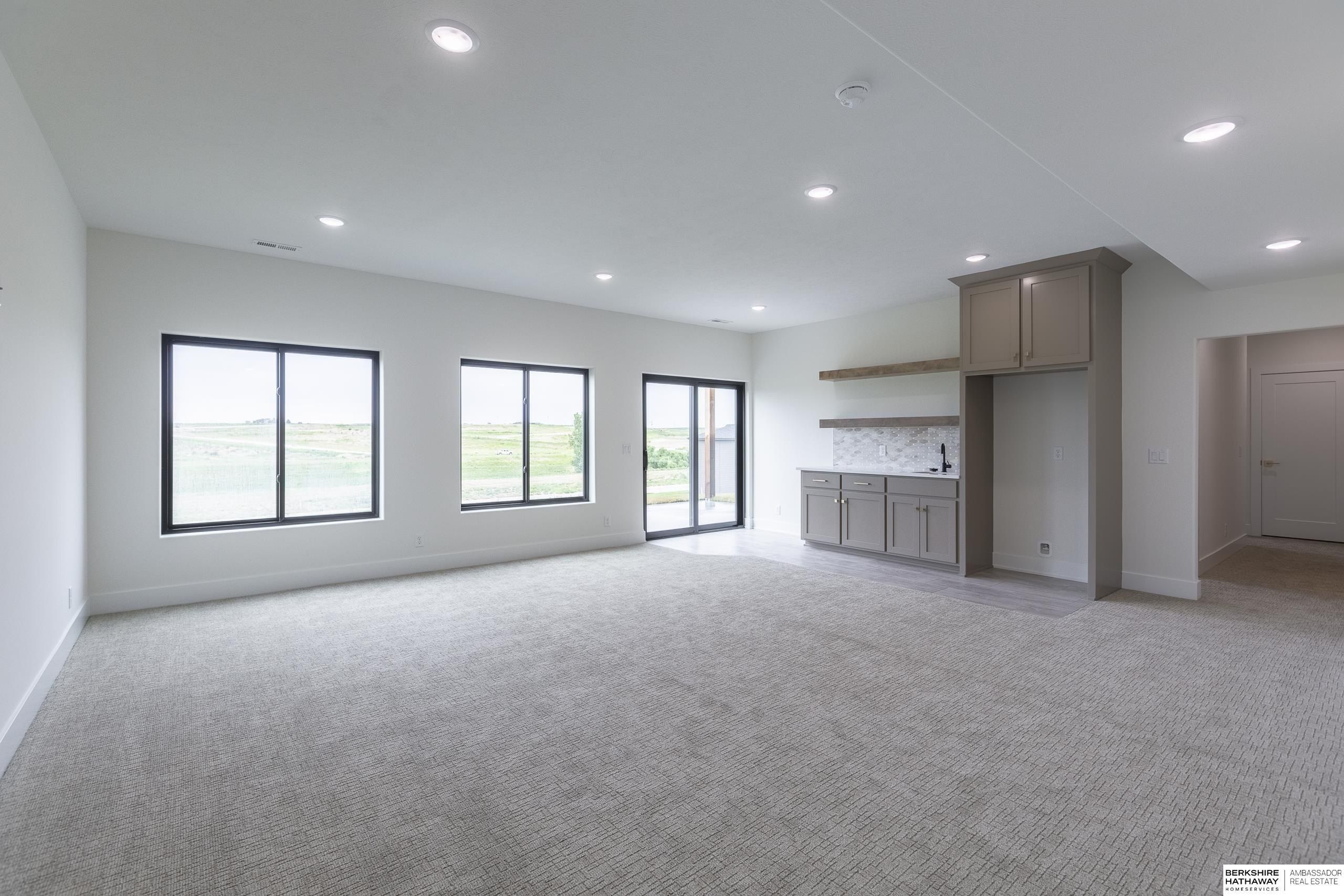 22108 Mcclellan Drive. Gretna, NE 68028