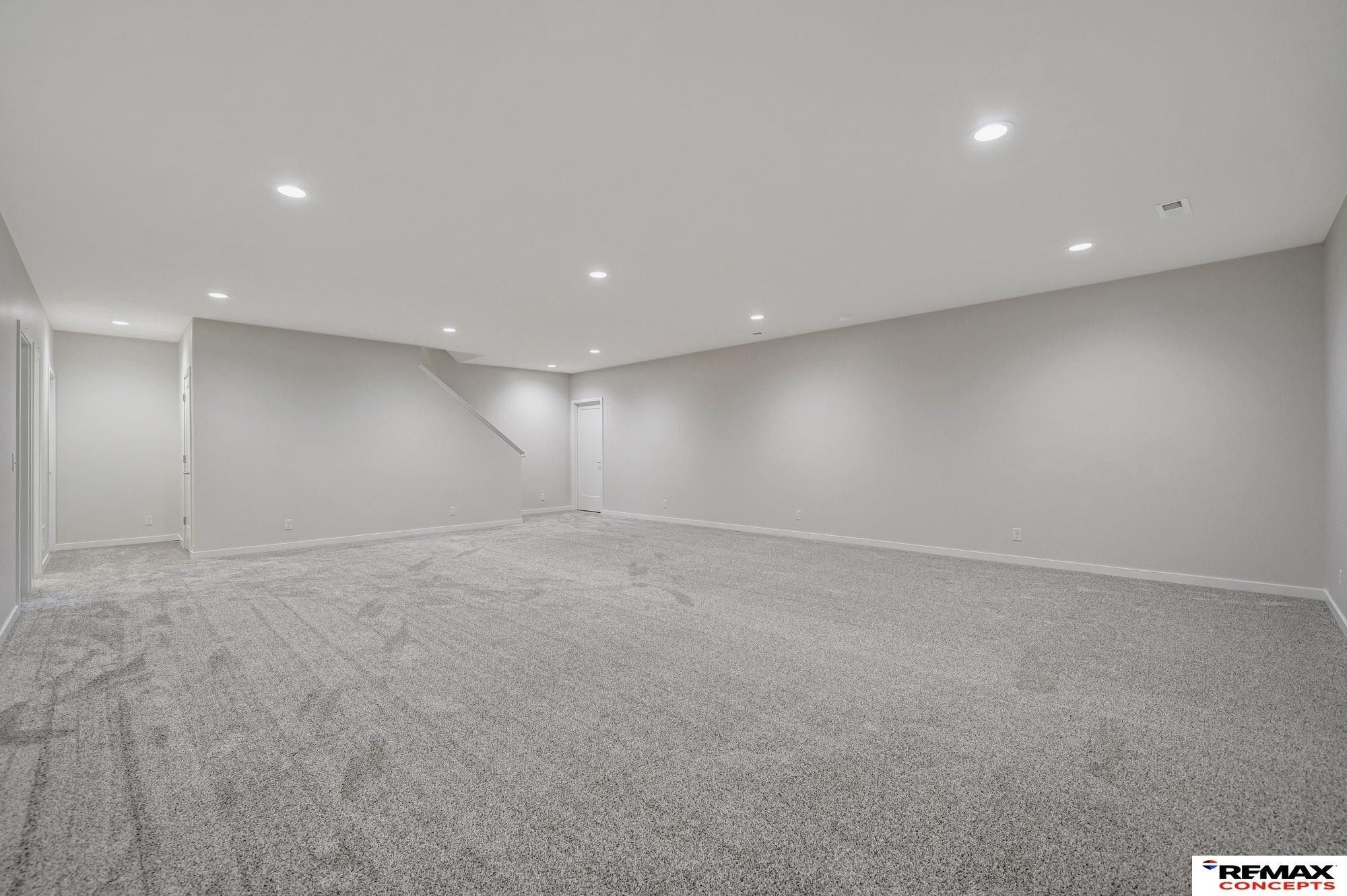 1621 W Trout Drive. Lincoln, NE 68521