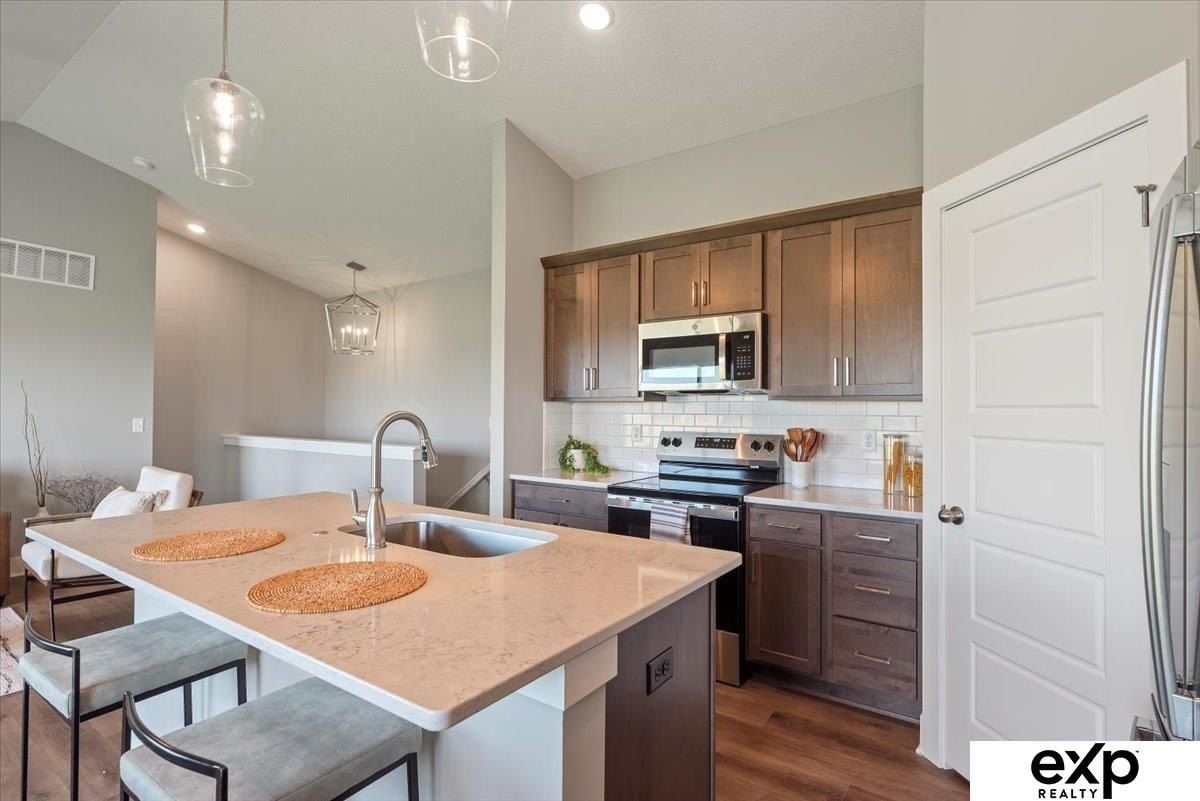 4806 S 198Th Avenue. Omaha, NE 68135