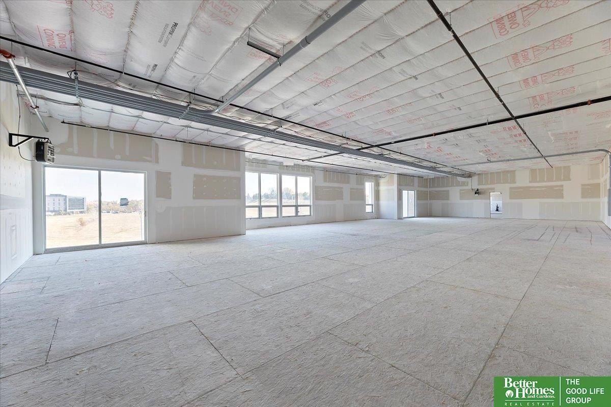 215 S 181 Street. Elkhorn, NE 68022