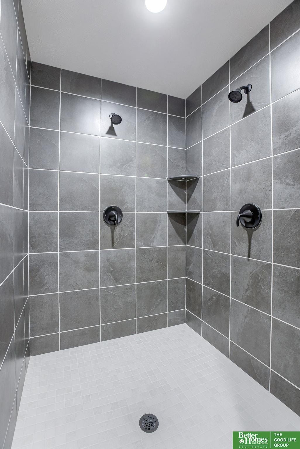 21108 Arlington Street. Elkhorn, NE 68022