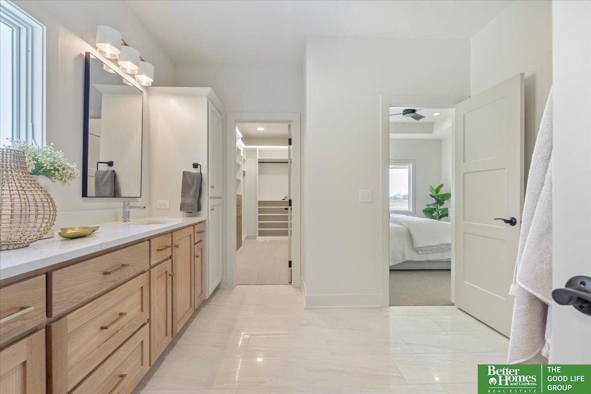 11105 S 220Th Street. Gretna, NE 68028