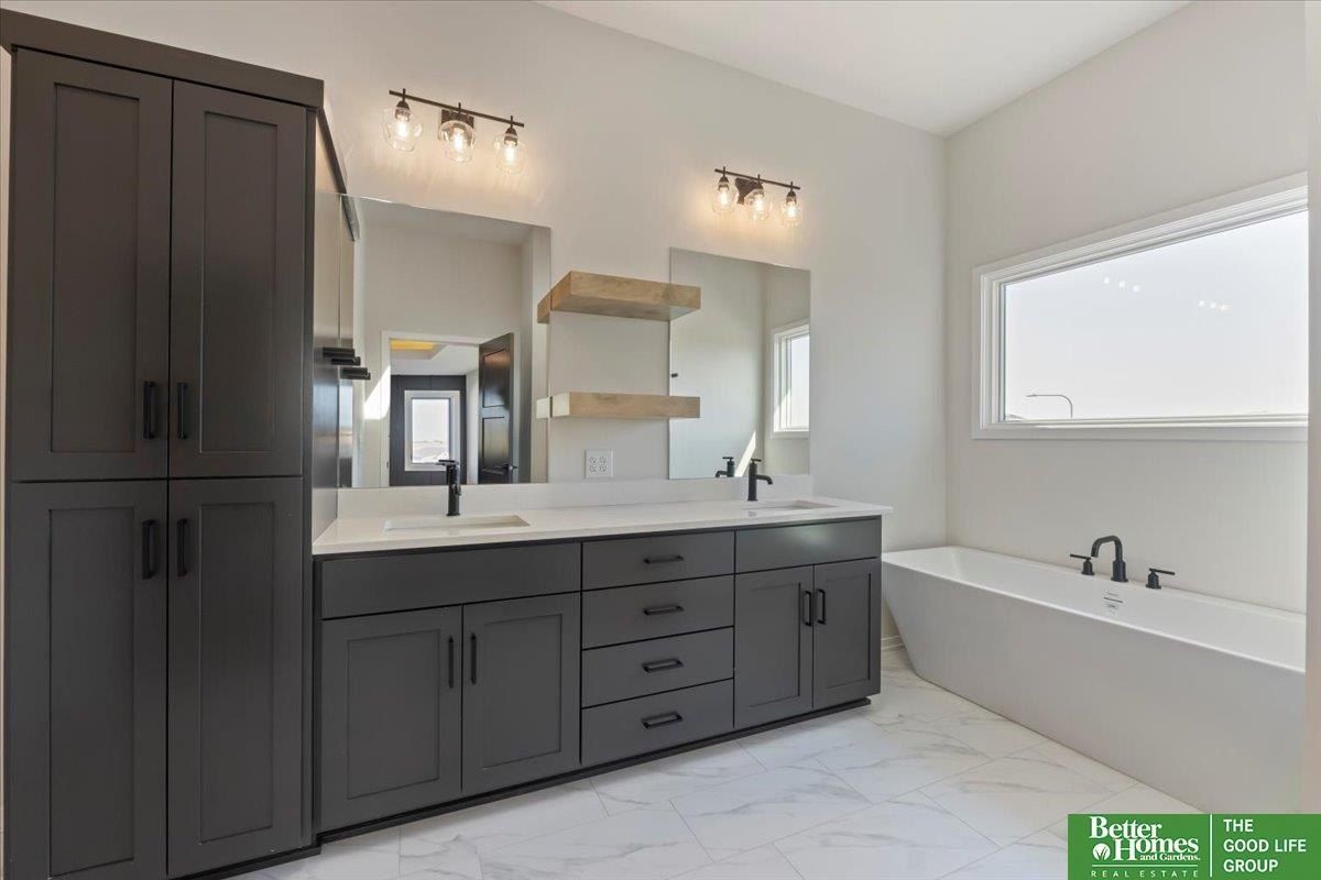 5457 S 201St Street. Elkhorn, NE 68022