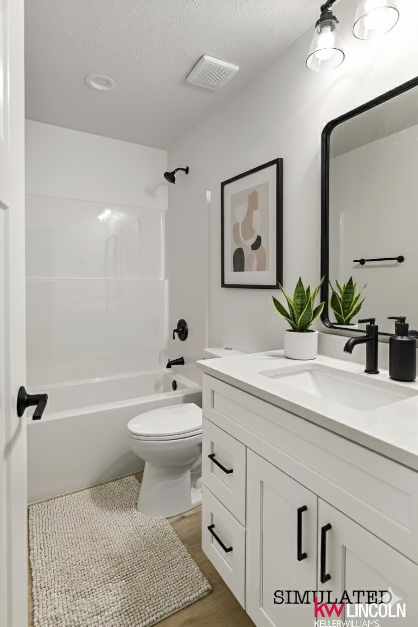 11759 S 125 Street. Papillion, NE 68046